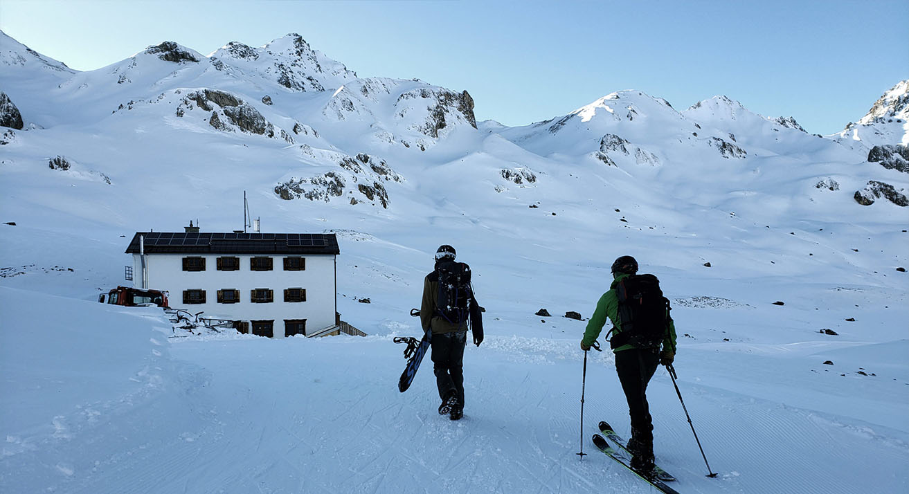 Guillaume and Kyle approaching the Heidelberger Huette